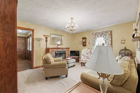 621 Broadmeadow Rd, Rantoul, IL 61866 photo 6