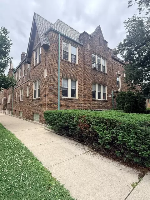 2859 N Kostner Ave #1, Chicago, IL 60641