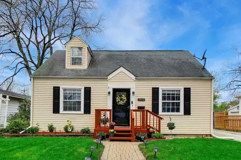 18532 Klimm Ave, Homewood, IL 60430