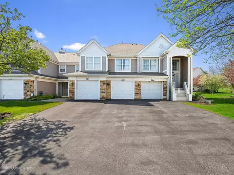 268 Arlington Ct #268, Carol Stream, IL 60188