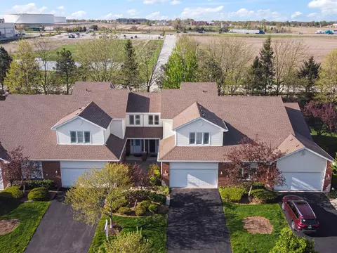 10802 Canterbury Dr, Mokena, IL 60448