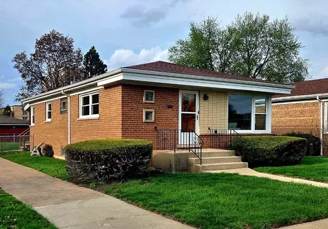 4360 W 78th St, Chicago, IL 60652