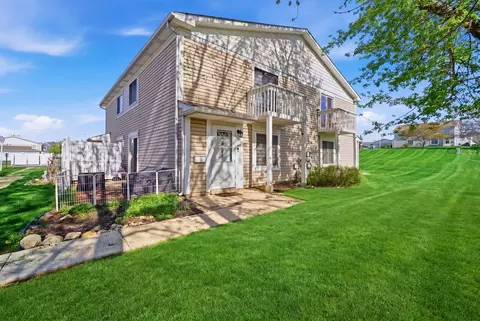 1495 Cornell Ct #1495, Hoffman Estates, IL 60169