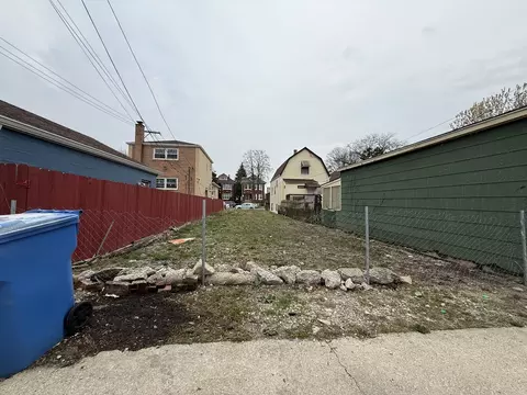 7116 S Artesian Ave, Chicago, IL 60629 photo 2