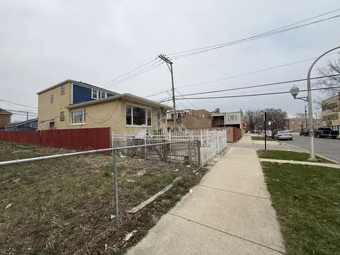 7116 S Artesian Ave, Chicago, IL 60629 photo 3