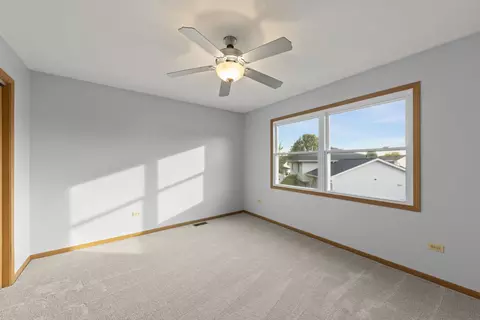 Bedroom - 1909 Cumberland Dr, Plainfield, IL 60586 photo 4 of 5