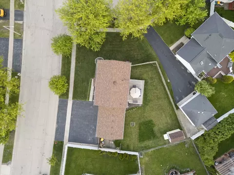 View/Area - 1909 Cumberland Dr, Plainfield, IL 60586 photo 1 of 7