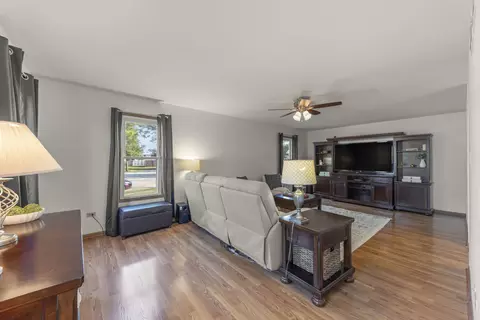 Living - 1909 Cumberland Dr, Plainfield, IL 60586 photo 1 of 1