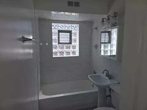 Bath - 14838 Champlain Ave, Dolton, IL 60419 photo 2 of 2
