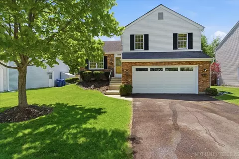 1008 Westfield Crse, Geneva, IL 60134
