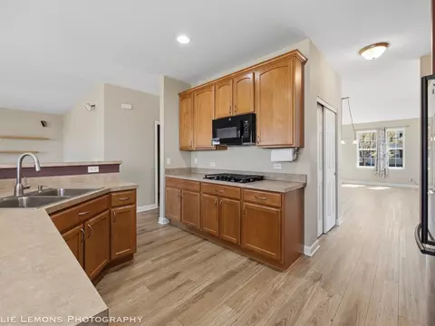 Kitchen - 3024 Cookson Ave, Elgin, IL 60124 photo 3 of 3