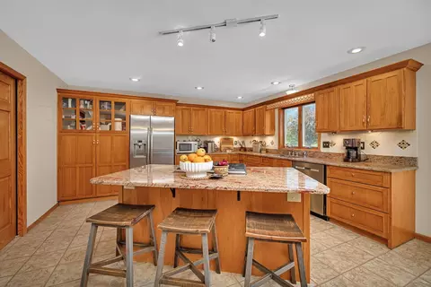 Kitchen - 4595 Shady Ln, Morris, IL 60450 photo 1 of 5