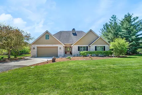 4595 Shady Ln, Morris, IL 60450