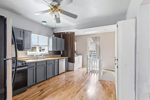 Kitchen - 212 S 4th St, Aurora, IL 60505 photo 1 of 2