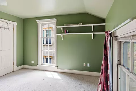 Bedroom - 212 S 4th St, Aurora, IL 60505 photo 1 of 9