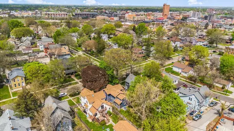 View/Area - 212 S 4th St, Aurora, IL 60505 photo 2 of 4