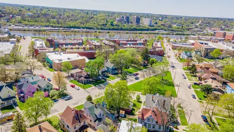 View/Area - 168 Villa St, Elgin, IL 60120 photo 5 of 7