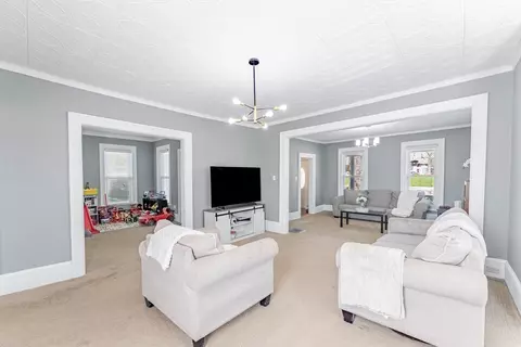 Living - 168 Villa St, Elgin, IL 60120 photo 1 of 1