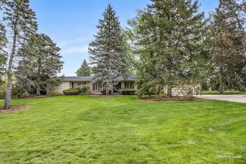 305 S Lambert Rd, Glen Ellyn, IL 60137