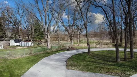 View/Area - 2775 E Riverview Dr, Kankakee, IL 60901 photo 4 of 8