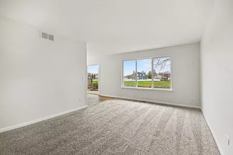 Living - 2604 Discovery Dr, Plainfield, IL 60586 photo 3 of 3