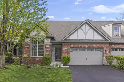 1197 Stonebriar Ct, Naperville, IL 60540