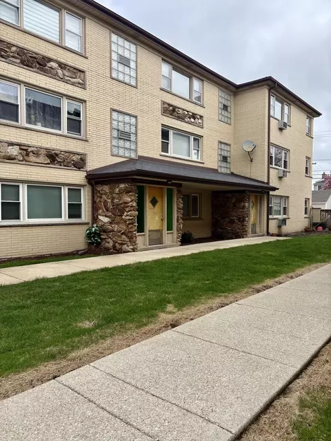 3143 N Nashville Ave #3E, Chicago, IL 60634