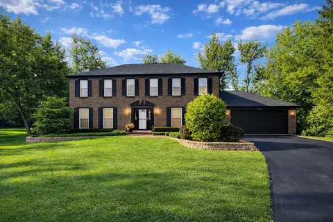 175 Hilltop Ave, Barrington, IL 60010