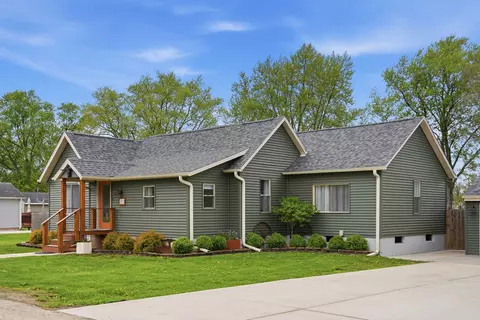 1923 Cummins St, Dixon, IL 61021 photo 29