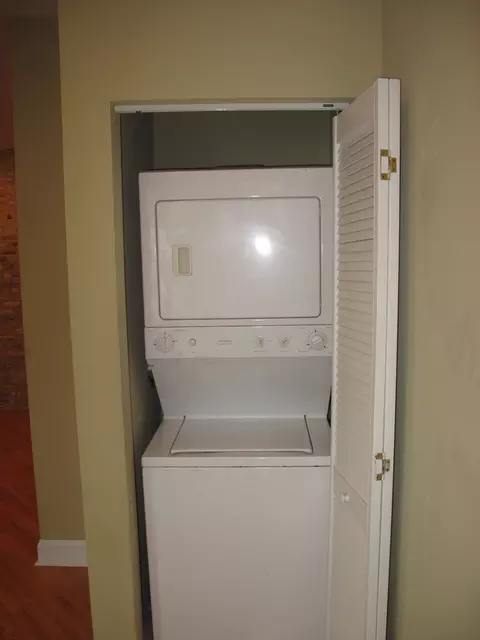 Other - 911 Maple Ave #2N, Evanston, IL 60202 photo 3 of 6