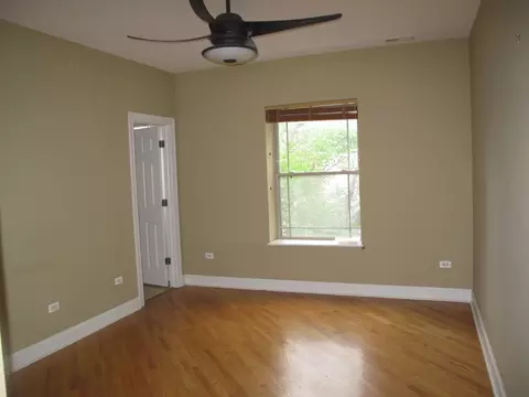 Bedroom - 911 Maple Ave #2N, Evanston, IL 60202 photo 1 of 3