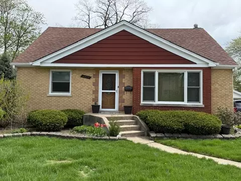 10823 S 71st Ct, Worth, IL 60482