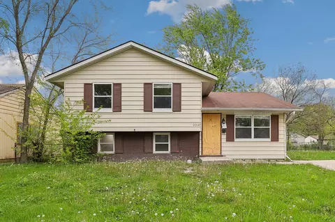 22147 E Churchill Dr, Richton Park, IL 60471