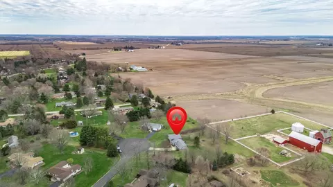 View/Area - 2 S456 Cedar Ct, Elburn, IL 60119 photo 5 of 6