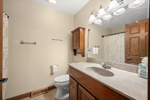 Bath - 2 S456 Cedar Ct, Elburn, IL 60119 photo 2 of 2