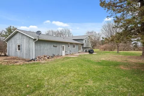 Exterior - 2 S456 Cedar Ct, Elburn, IL 60119 photo 4 of 7