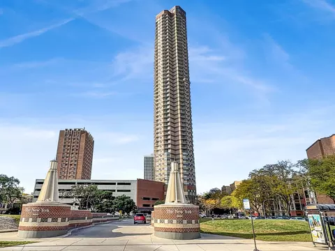 3660 N Lake Shore Dr #4103, Chicago, IL 60613
