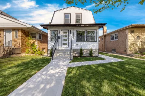 11247 S Central Park Ave, Chicago, IL 60655