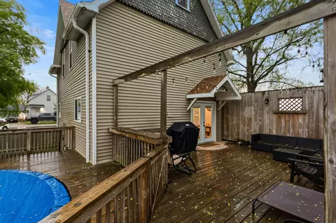 Exterior - 419 S Hamilton St, Mclean, IL 61754 photo 3 of 10