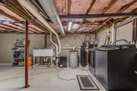 Other - 419 S Hamilton St, Mclean, IL 61754 photo 8 of 11