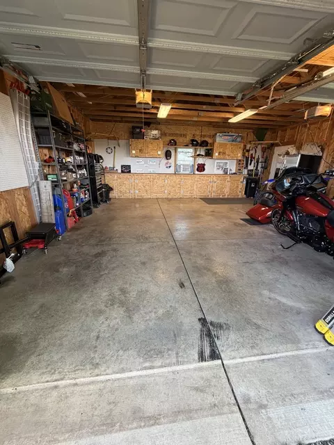 Exterior - 419 S Hamilton St, Mclean, IL 61754 photo 10 of 10
