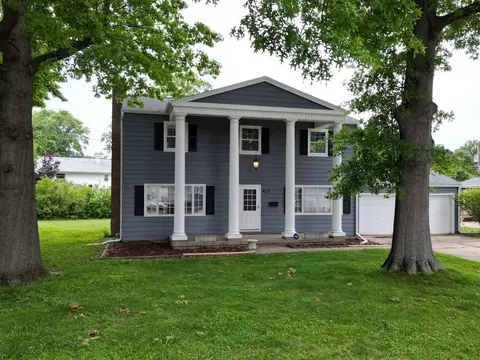 4103 N Newcastle Dr, Decatur, IL 62526