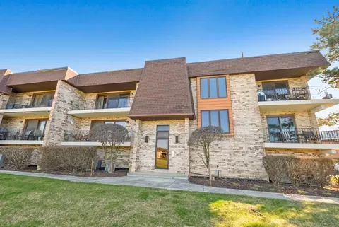 15704 Deerfield Ct #2N, Orland Park, IL 60462