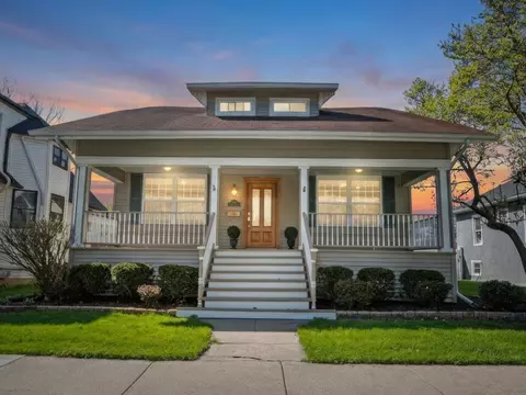 9123 Sherman Ave, Brookfield, IL 60513