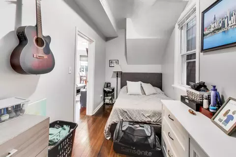Bedroom - 2955 N Gresham Ave, Chicago, IL 60618 photo 1 of 7