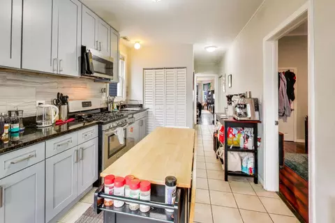 Kitchen - 2955 N Gresham Ave, Chicago, IL 60618 photo 6 of 6
