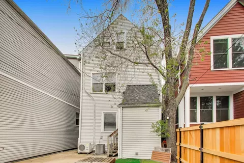 Exterior - 2955 N Gresham Ave, Chicago, IL 60618 photo 7 of 9