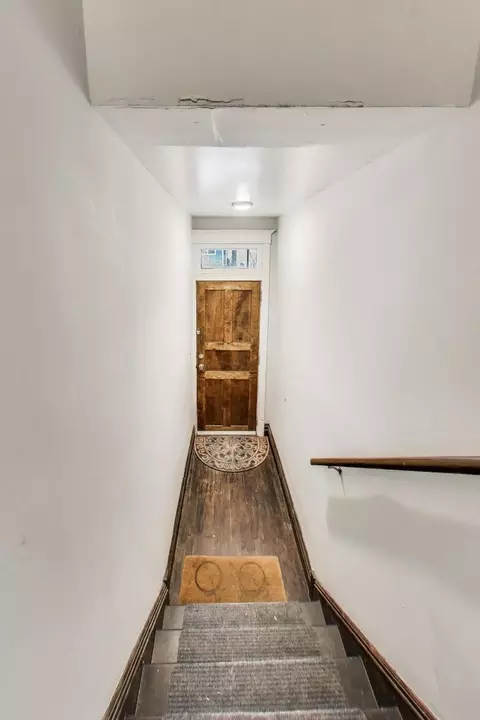 Entry Way - 2955 N Gresham Ave, Chicago, IL 60618 photo 1 of 2