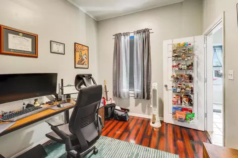 Other - 2955 N Gresham Ave, Chicago, IL 60618 photo 3 of 7