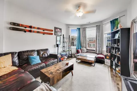 Living - 2955 N Gresham Ave, Chicago, IL 60618 photo 4 of 5